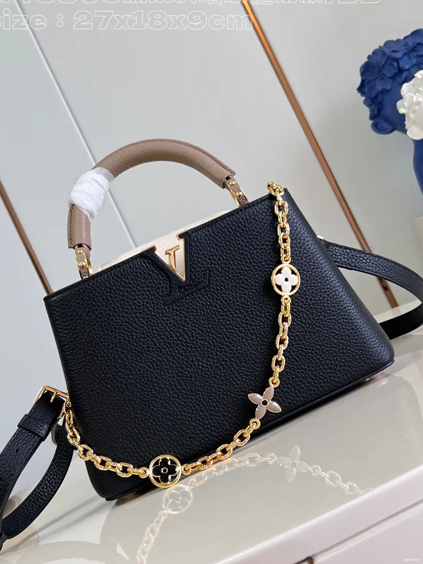 BB-27*18*9CM VUITTON LOUIS CAPUCINES 0614